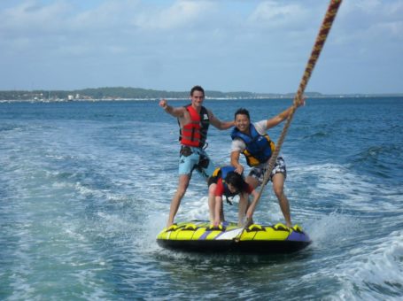 Glisse en Herbe – Ski nautique, wakeboard et bouée tractée