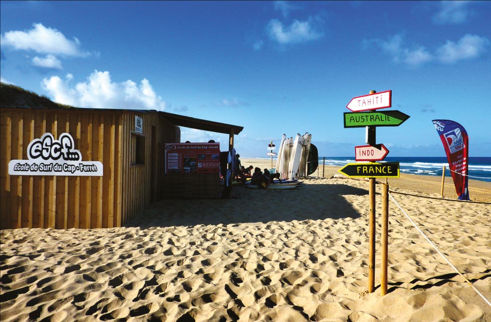 Cabane de l'école de surf ESCF