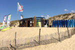 Cabane de l'école de surf du Grand Crohot au Cap Ferret