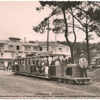 Carte postale ancienne du petit train du Cap Ferret - Collection Ferretdavant 4/9