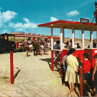 Carte postale ancienne du petit train du Cap Ferret - Collection Ferretdavant 9/9