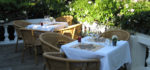 Terrasse exterieure de l'hôtel des pins à Lege Cap Ferret