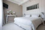 Chambre de charme de l'hotel La Fregate