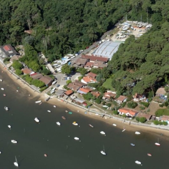 Vue aérienne du chantier naval du village du Four