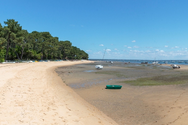 Plage des Hirondelles à Grand Piquey