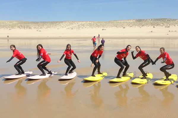 Surf Club de la Presqu'ile école de surf plae du Grand Crohot au Cap Ferret